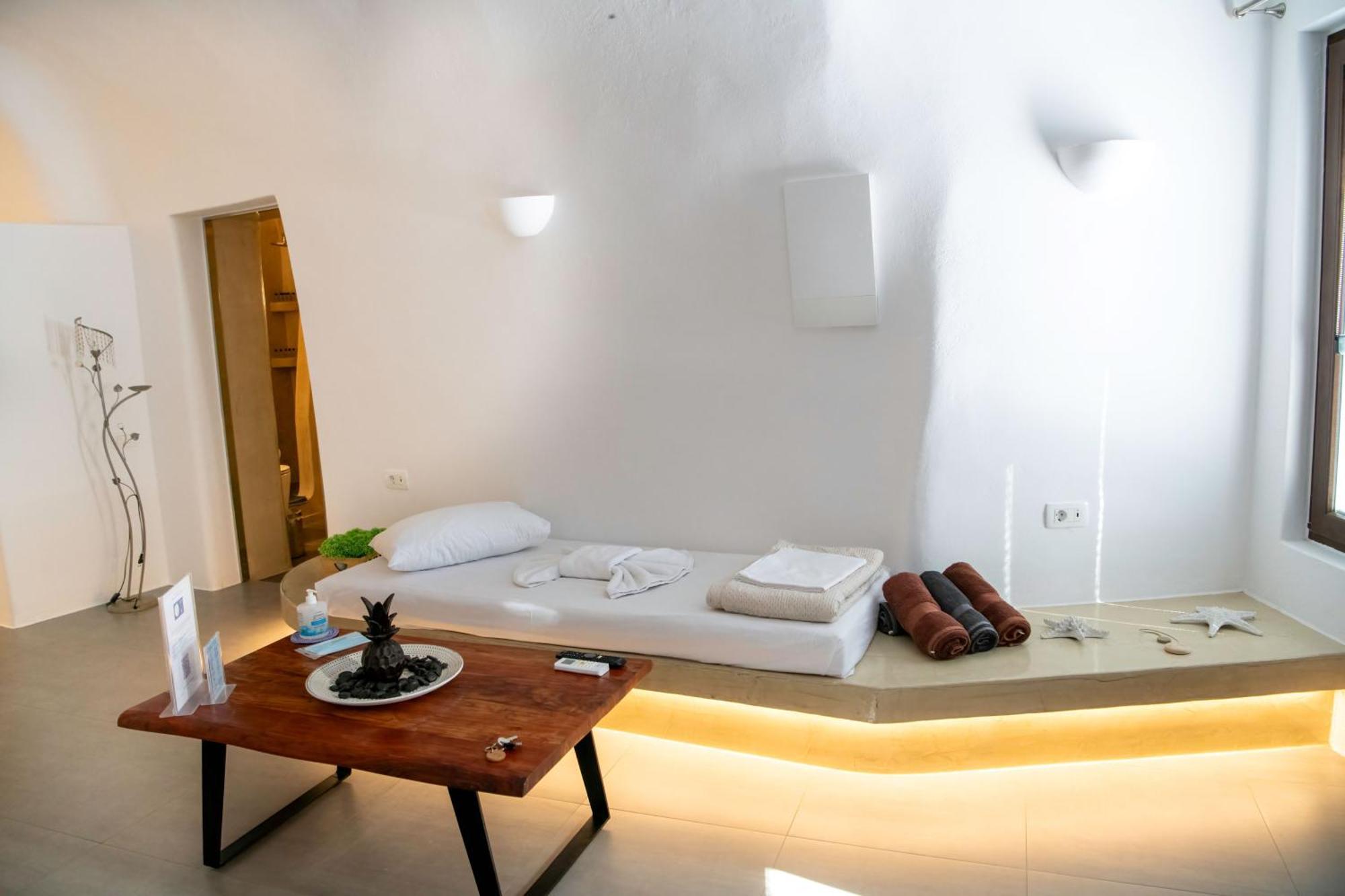Luxe Efis Home Sea View 4 Villas & 4 Prive Jacuzzi Imerovigli  Exterior foto