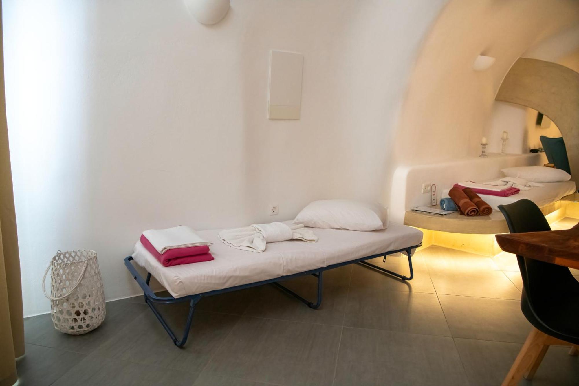Luxe Efis Home Sea View 4 Villas & 4 Prive Jacuzzi Imerovigli  Exterior foto